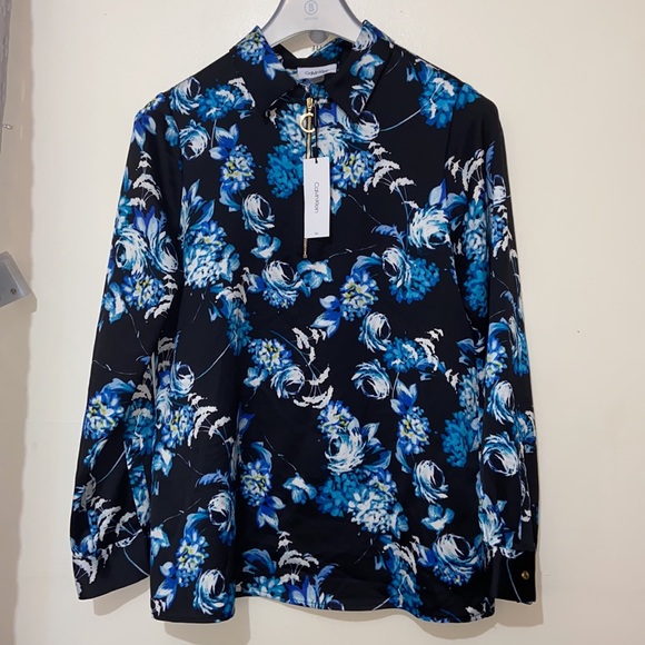 Calvin Klein Tops - Calvin Klein Floral Blouse size Medium